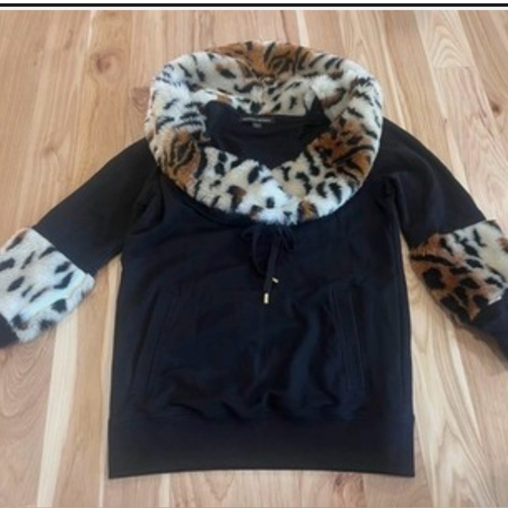 Boston Proper Sweatshirt